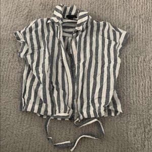 Striped t shirt flannel